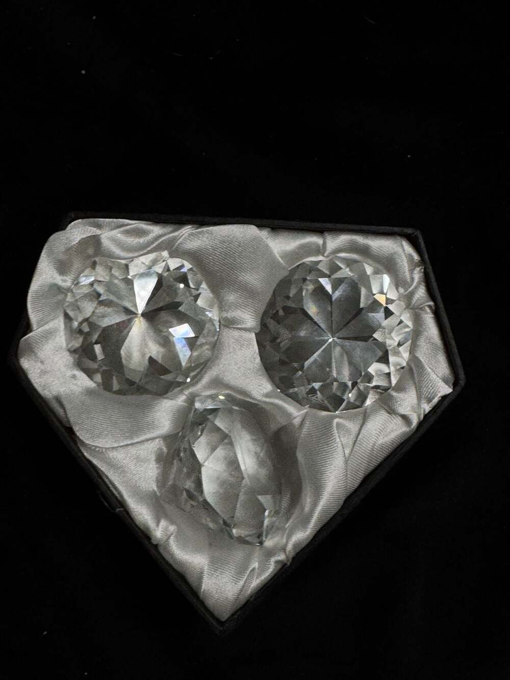 Set of 3 Decorative Faceted Crystal Diamond Paperweights in Gift Box